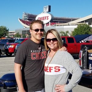 Meet your Posher, Derek